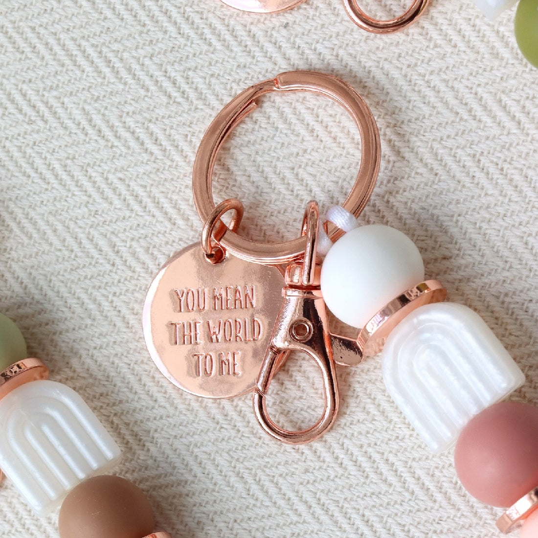 MOTHER'S DAY WORLD SILICONE KEYRING